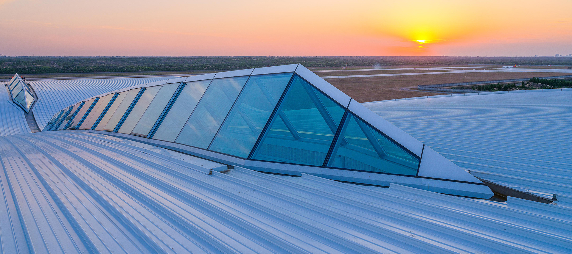 榆林榆陽機(jī)場T2航站樓擴(kuò)建
