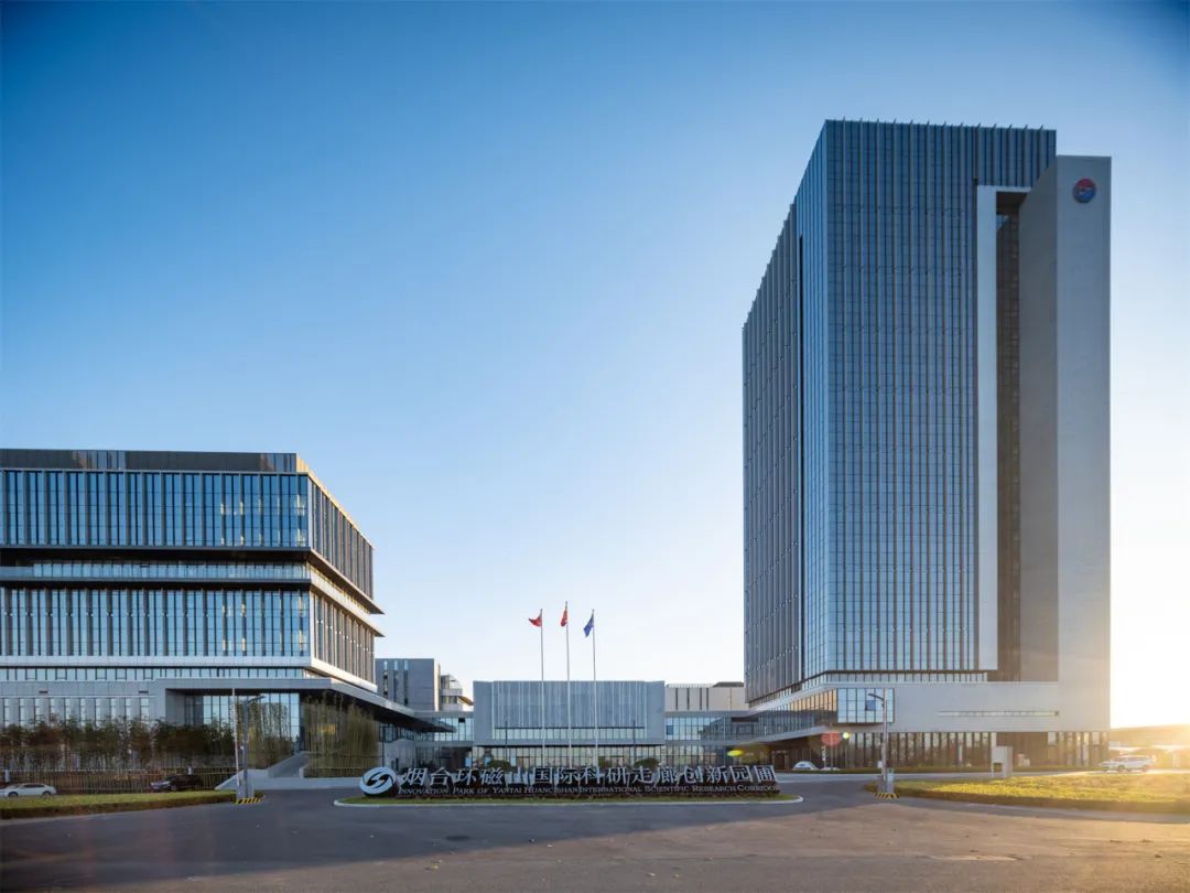 萬(wàn)事達(dá)30天極速交付,賦能環(huán)磁山項(xiàng)目幕墻美學(xué)!(圖13) 萬(wàn)事達(dá)30天極速交付,賦能環(huán)磁山項(xiàng)目幕墻美學(xué)!(圖13)