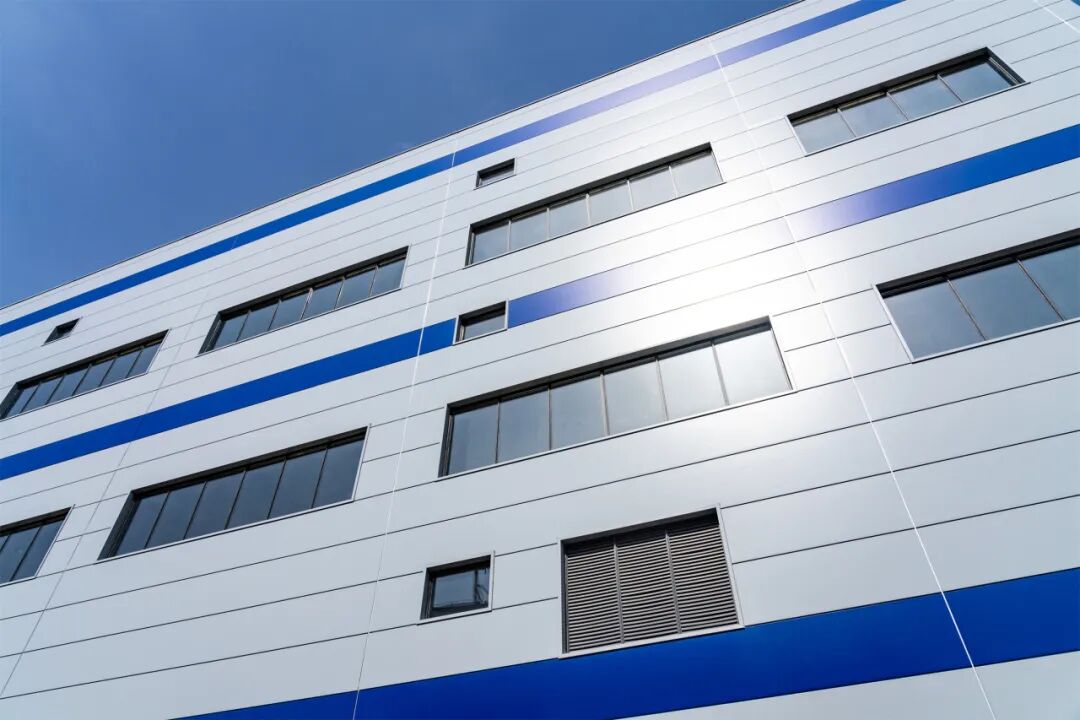 美學(xué)與功能:醫(yī)藥工廠的跨界答卷(圖5) 美學(xué)與功能:醫(yī)藥工廠的跨界答卷(圖5)